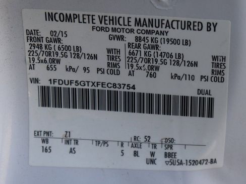 Used 2015 Ford F550 2WD Regular Cab Super Duty image 41