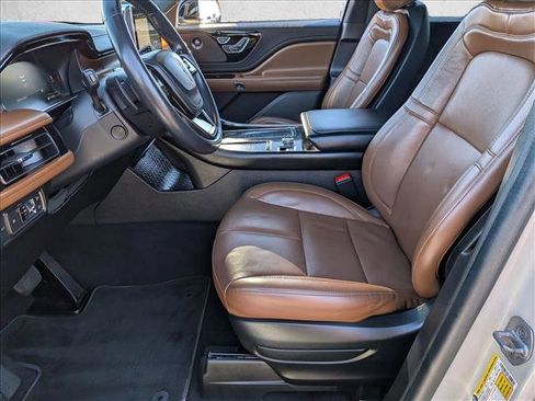 Used 2022 Lincoln Aviator Reserve w/ Equipment Group 201A image 14