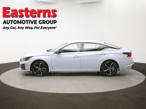 Used 2023 Nissan Altima 2.5 SR image 55