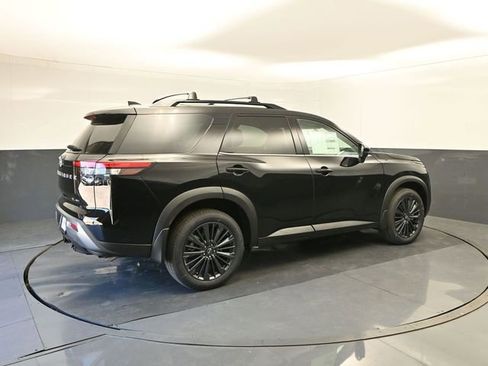 New 2026 Nissan Pathfinder SL w/ SL Premium Package image 15