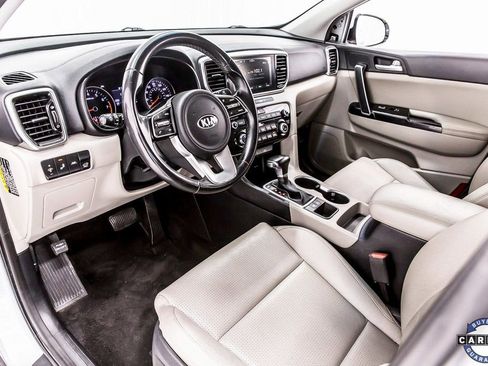 Used 2020 Kia Sportage EX image 26