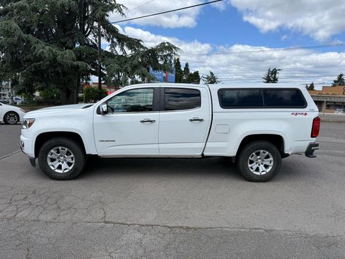 Used 2016 Chevrolet Colorado LT w/ Luxury Package, Chrome AWD/4WD image 2