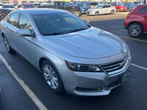 Used 2016 Chevrolet Impala LT image 10