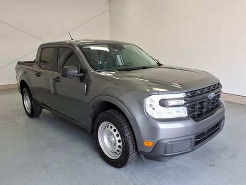 Used 2022 Ford Maverick XL FWD image 1