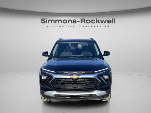 New 2026 Chevrolet TrailBlazer LT image 2