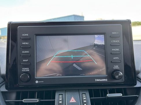 Used 2022 Toyota RAV4 XLE Premium AWD/4WD image 36