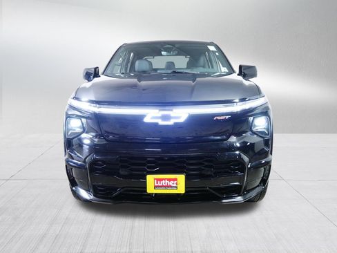 Used 2025 Chevrolet Silverado EV RST AWD/4WD image 2