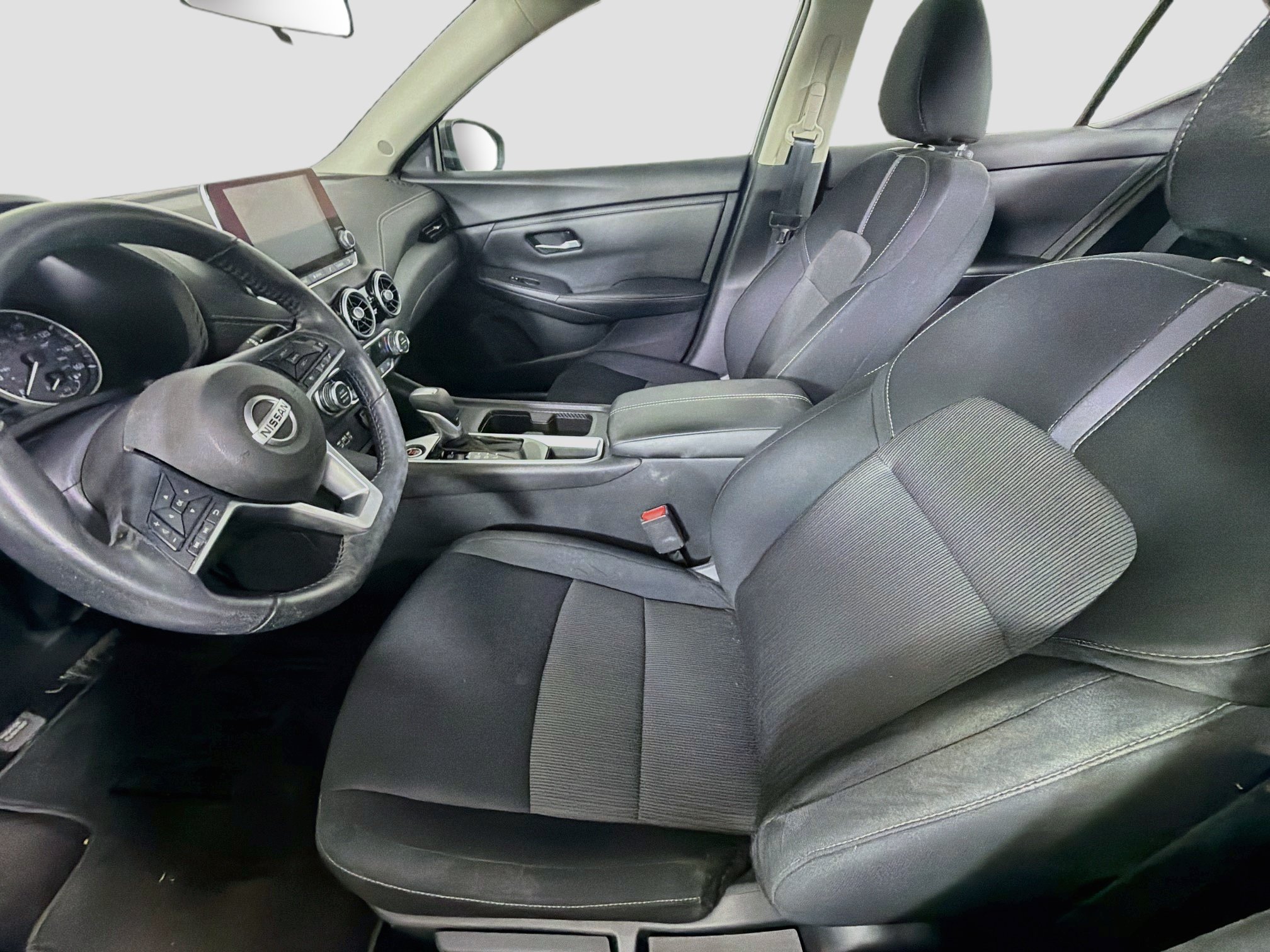 Used 2023 Nissan Sentra SV w/ All-Weather Package FWD image 13