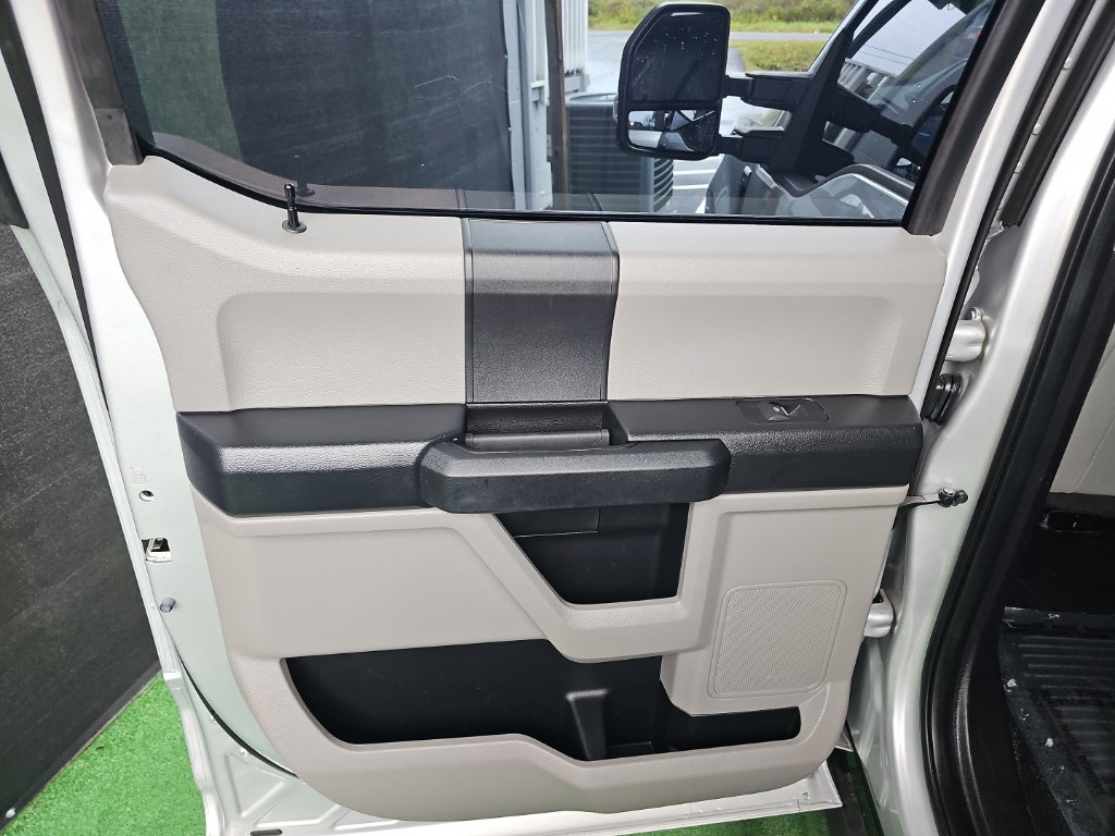Used 2018 Ford F350 XL w/ Power Equipment Group AWD/4WD image 33
