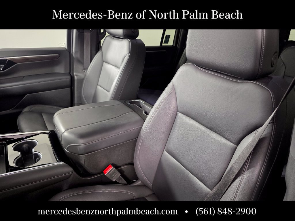 Used 2025 Chevrolet Suburban Z71 w/ Z71 Off-Road Package AWD/4WD image 11