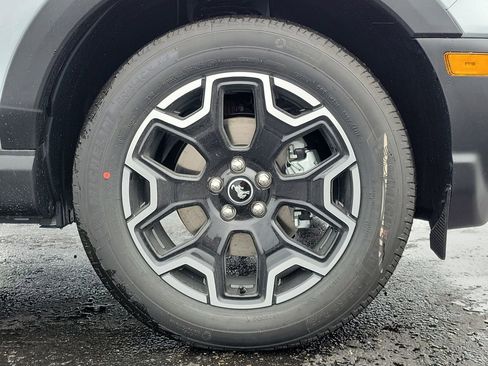 New 2026 Ford Bronco Sport Outer Banks image 9