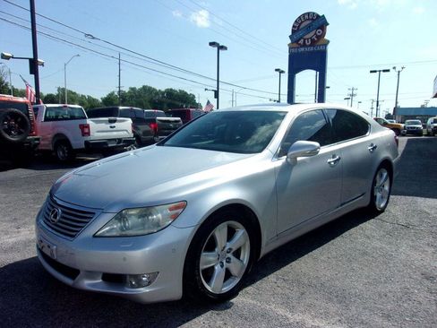 Used 2010 Lexus LS 460 Luxury image 1