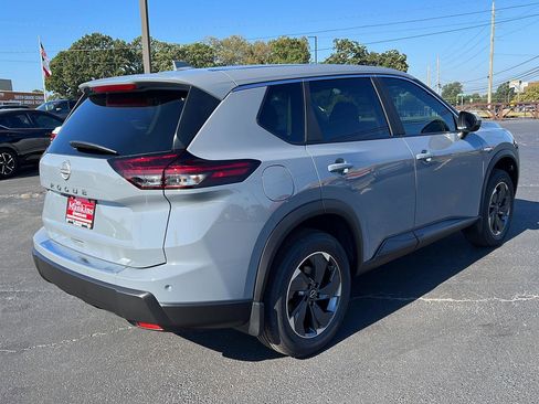New 2026 Nissan Rogue SV image 4