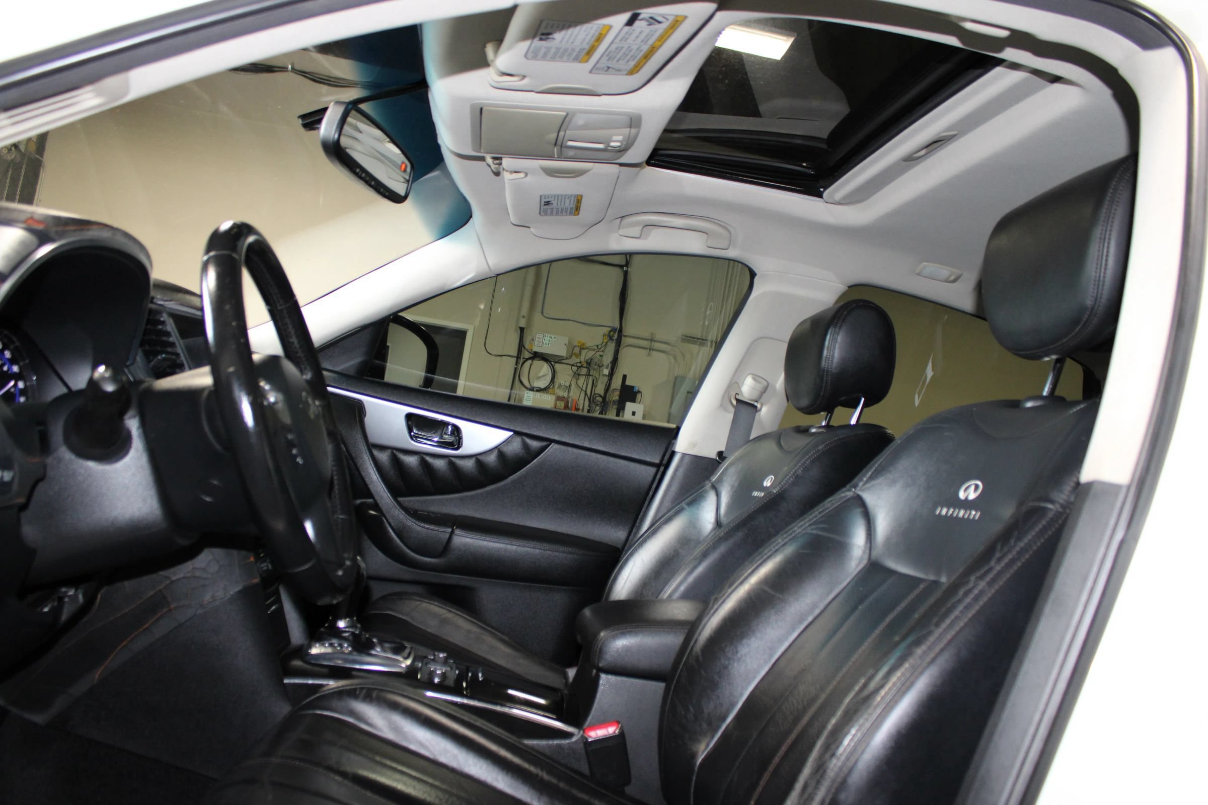Used 2012 INFINITI FX35 2WD image 22