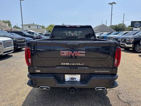 Used 2024 GMC Sierra 1500 Denali w/ Denali Reserve Package AWD/4WD image 8