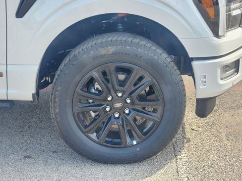 New 2025 Ford F150 Platinum w/ FX4 Off-Road Package image 8