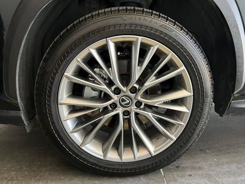 Used 2025 Lexus NX 350h AWD w/ Accessory Package (2T) image 9