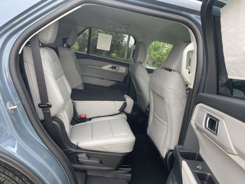 New 2026 Ford Explorer Active w/ Active Comfort Package AWD/4WD image 30