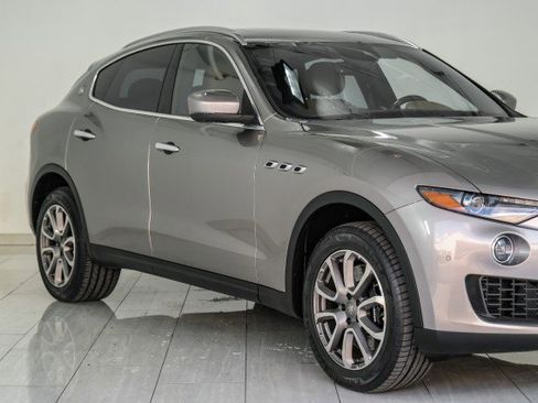 Used 2017 Maserati Levante S image 53