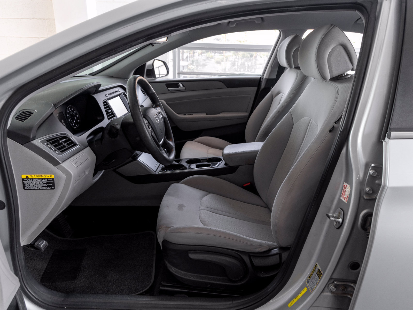 Used 2017 Hyundai Sonata SE FWD image 11