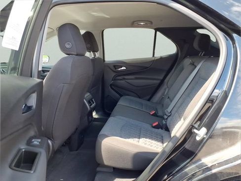 Used 2023 Chevrolet Equinox LT FWD image 10