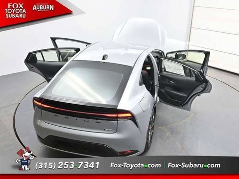 New 2026 Toyota Prius Plug-In Hybrid FWD image 33