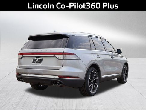 Used 2020 Lincoln Aviator Reserve w/ Equipment Group 201A AWD/4WD image 6