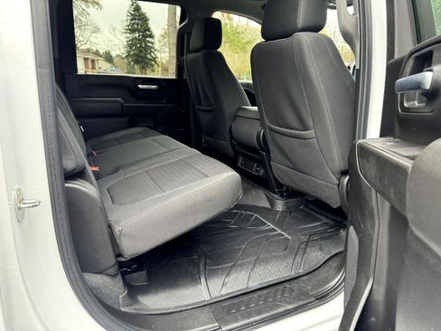 Used 2021 Chevrolet Silverado 2500 LT w/ Fleet Comfort Package image 7