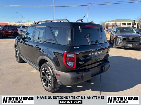 Used 2025 Ford Bronco Sport Outer Banks w/ Outer Banks Tech Package+ image 9