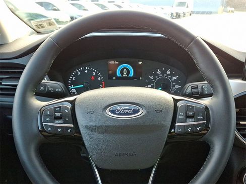 Certified 2022 Ford Escape SE w/ SE Sport Appearance Package image 20
