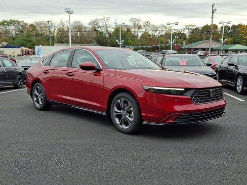 New 2025 Honda Accord EX-L image 2