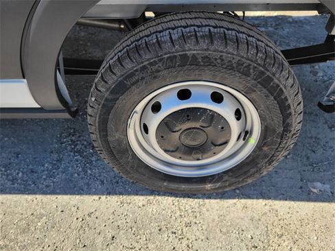 New 2026 Ford Transit 250 148 Medium Roof w/ Load Area Protection Package image 17