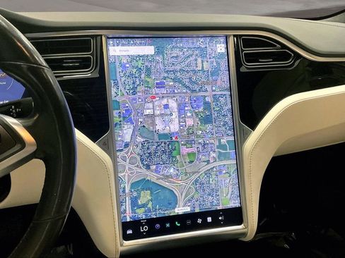 Used 2017 Tesla Model S 100D image 6