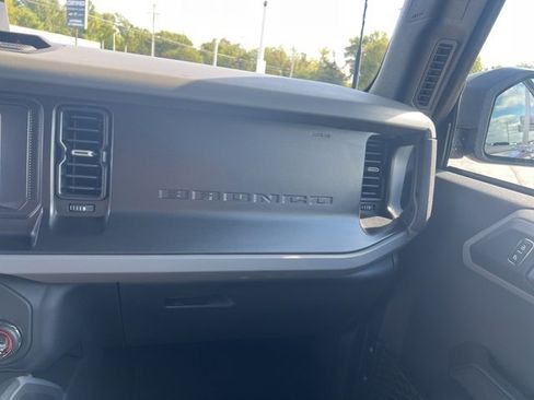 Used 2022 Ford Bronco Big Bend image 26