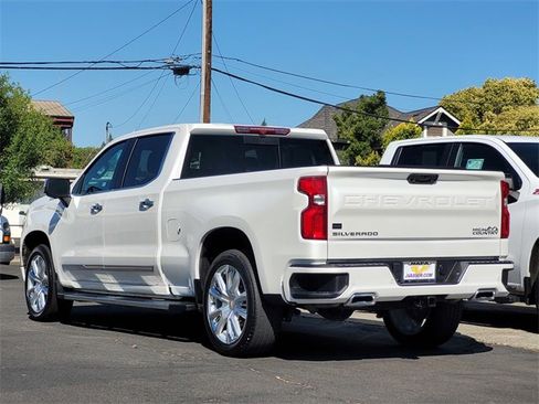 Used 2023 Chevrolet Silverado 1500 High Country w/ High Country Premium Package image 8
