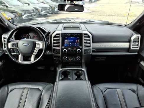 Used 2021 Ford F250 Platinum image 16