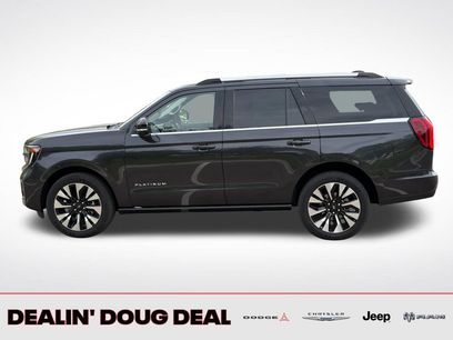 Used 2025 Ford Expedition Platinum w/ Driver's Package