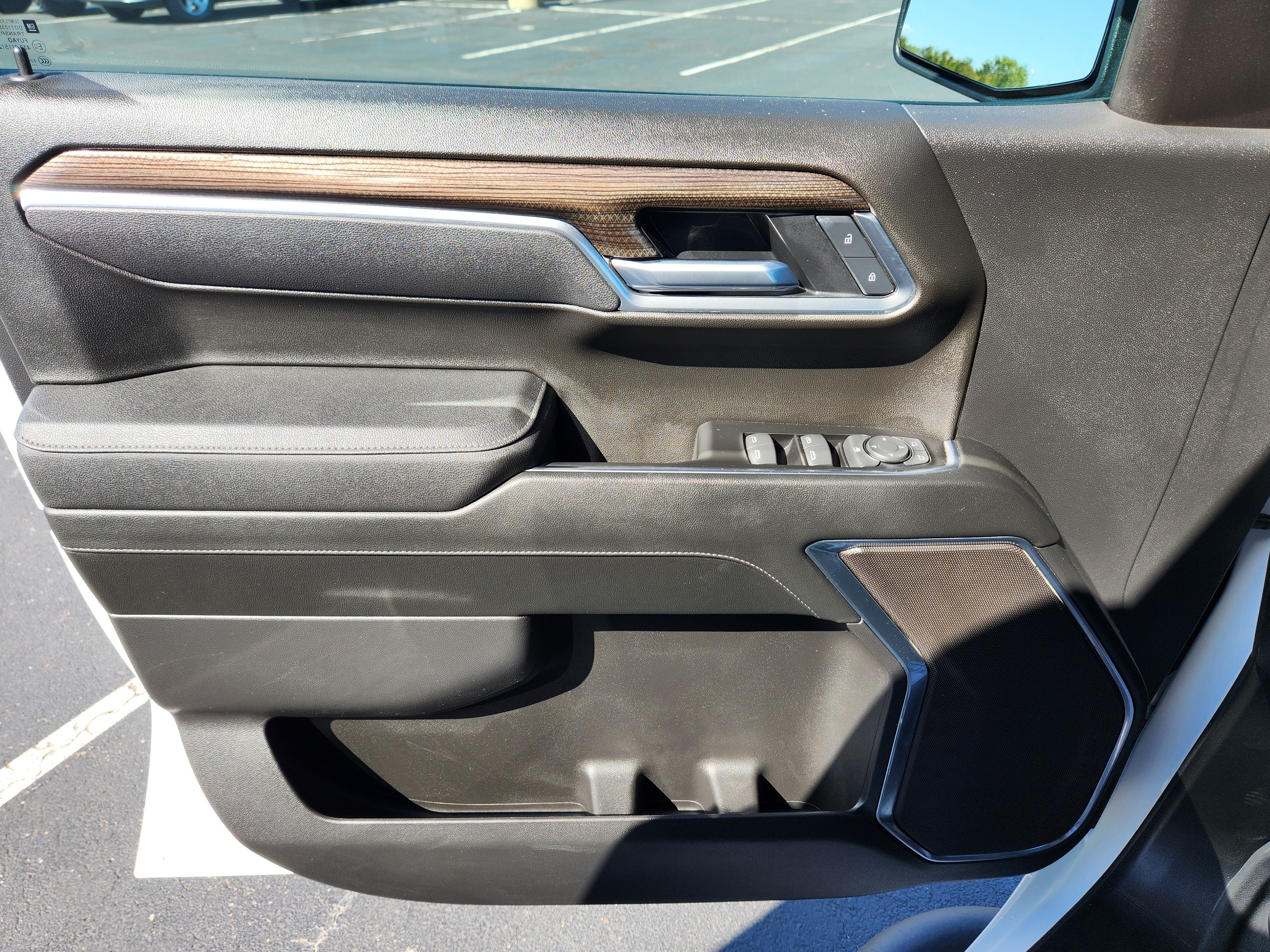 Used 2025 Chevrolet Silverado 1500 RST AWD/4WD image 24