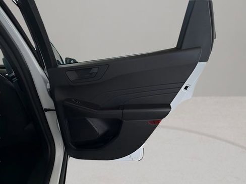 Used 2025 Ford Escape Active image 31