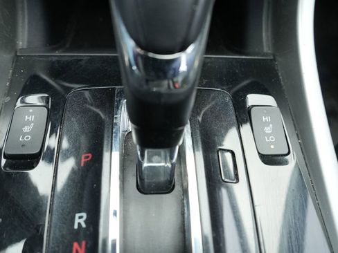 Used 2016 Honda Accord Touring image 33