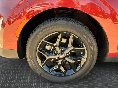 Used 2024 Kia Soul LX w/ Option Group 015 image 21