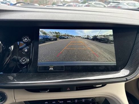 Used 2022 Buick Envision Essence w/ Safety Package image 10