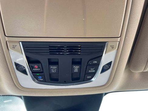 Certified 2023 Acura MDX SH-AWD w/ Technology Package image 33