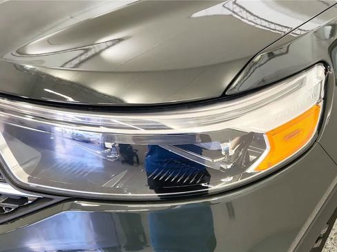 Used 2023 Ford Explorer XLT image 14