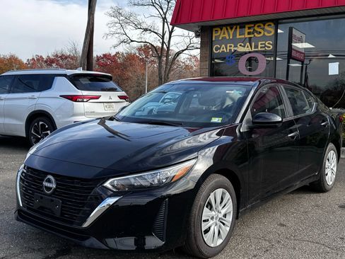 Used 2025 Nissan Sentra S image 1