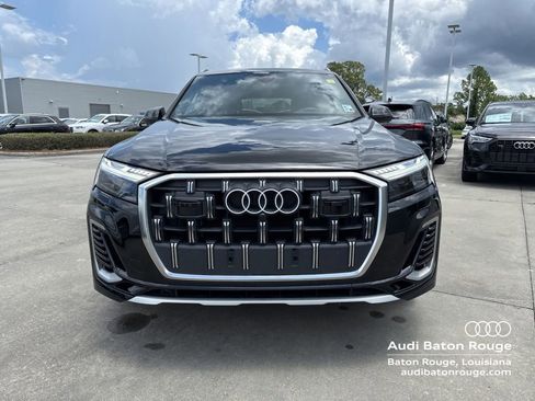 Used 2025 Audi Q7 3.0T Prestige w/ Prestige Package AWD/4WD image 2