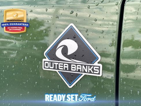 New 2025 Ford Bronco Outer Banks image 7