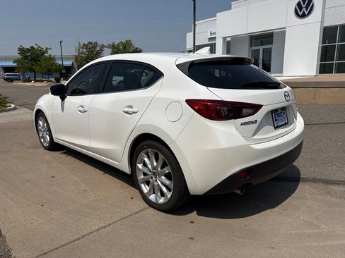 Used 2016 MAZDA MAZDA3 s Touring FWD image 3