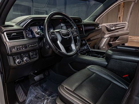 Used 2023 GMC Yukon Denali w/ Max Trailering Package image 14