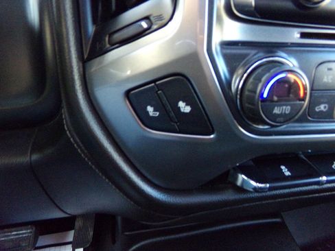 Used 2018 Chevrolet Silverado 1500 LTZ Z71 w/ Redline Edition image 12